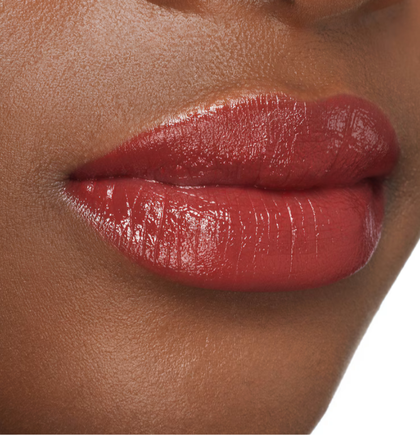 502 Eadie Scarlet, Rouge à Lèvres Voile Gucci